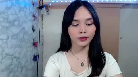 Snapshot of pia_intownx chatting on April 2026 05:43:02 PM Ms Pia online show from April 2026 05:43:02 PM