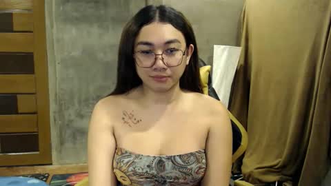 Pia online show from October 2025 02:18:02 PM