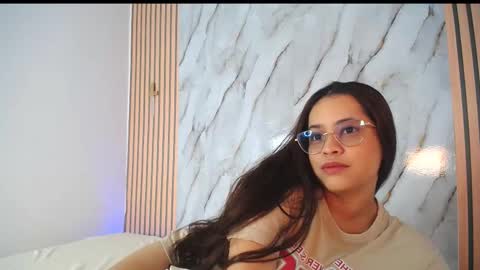 piagelvez_ online show from December 2025 09:20:02 PM