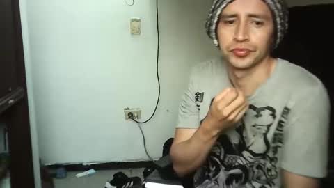 Snapshot of picaachu chatting on March 2025 02:37:02 PM picaachu online show from March 2025 02:37:02 PM