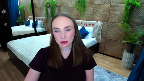 Emelie online show from March 2026 04:14:01 PM