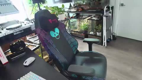 Pierre Fitch online show from January 2026 06:11:01 PM