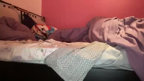 Snapshot of pikafoune22 chatting on February 2026 01:32:01 AM Pikafounes online show from February 2026 01:32:01 AM