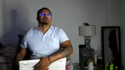 pikoro_gomez online show from October 2025 08:51:02 PM