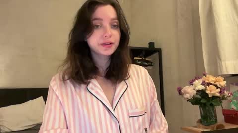 Trisha     online show from March 2025 02:40:02 PM