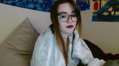 PilloGoddess online show from January 2025 01:42:01 AM