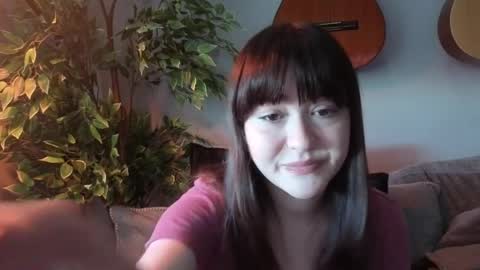 PilloGoddess online show from April 2026 03:12:01 PM