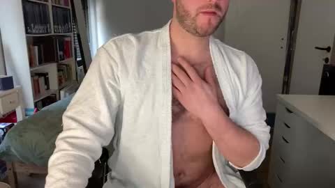 pilou online show from March 2026 12:19:02 PM