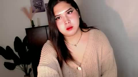 Snapshot of pinay_ivy chatting on April 2026 01:42:02 AM Ivy Morningstar online show from April 2026 01:42:02 AM