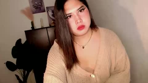 Snapshot of pinay_ivy chatting on May 2026 01:21:01 AM Ivy Morningstar online show from May 2026 01:21:01 AM
