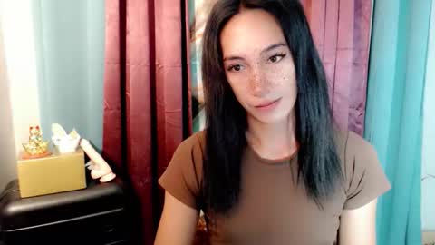 Snapshot of pinay_lucy chatting on November 2025 11:59:01 PM lucyLove online show from November 2025 11:59:01 PM