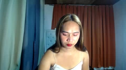 Snapshot of pinay_yahsy chatting on June 2026 01:37:01 PM pinay_yahsy online show from June 2026 01:37:01 PM