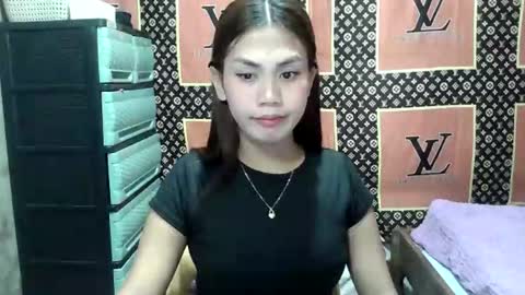 pinayloving_bella online show from March 2026 11:32:01 AM