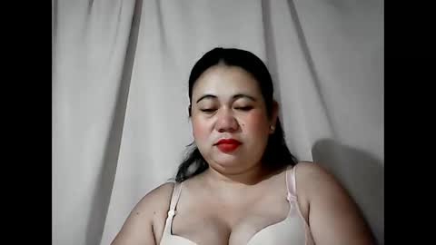 pinaymama12345 online show from April 2026 10:33:01 PM