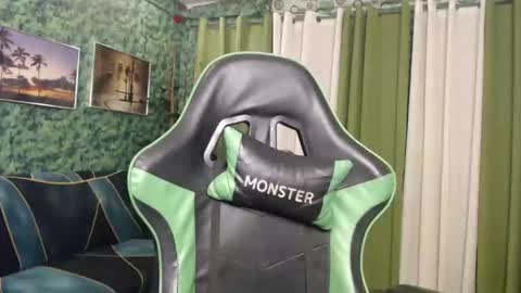 PnayMistress1983 online show from November 2025 02:22:01 AM