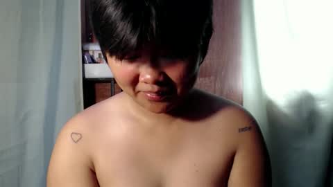 Snapshot of pinayprincesslyn chatting on June 2026 02:07:01 AM Lyn the Lesbian online show from June 2026 02:07:01 AM