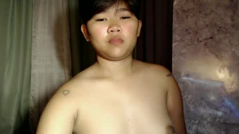 Snapshot of pinayprincesslyn chatting on June 2026 08:39:02 PM Lyn the Lesbian online show from June 2026 08:39:02 PM