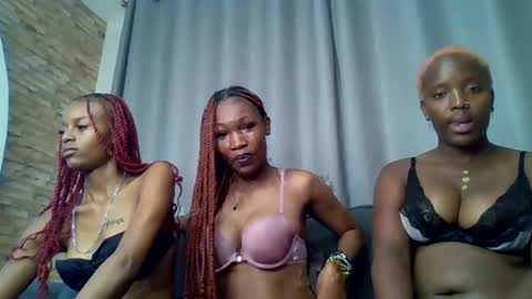 pinkyy online show from July 2026 09:52:02 PM