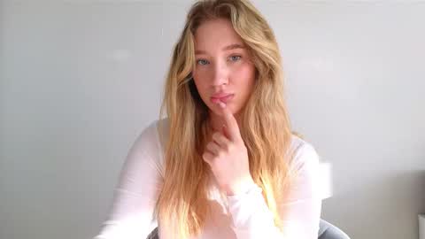   online show from September 2025 02:45:01 AM