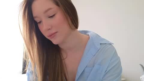Snapshot of pink_rosee_ chatting on May 2026 03:22:01 AM online show from May 2026 03:22:01 AM