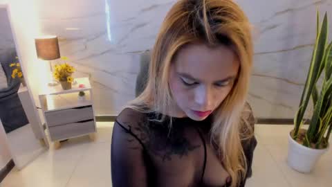 Snapshot of pink_secret chatting on April 2026 01:09:02 PM pink_secret online show from April 2026 01:09:02 PM