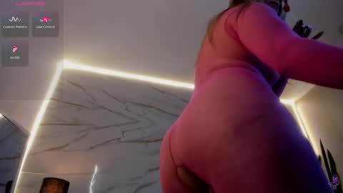 Snapshot of pink_secret chatting on May 2026 01:39:02 PM pink_secret online show from May 2026 01:39:02 PM