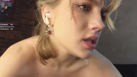 Snapshot of pinkadele chatting on January 2025 01:53:01 AM Adele online show from January 2025 01:53:01 AM