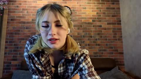 Snapshot of pinkadele chatting on January 2025 05:45:02 AM Adele online show from January 2025 05:45:02 AM