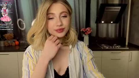 Snapshot of pinkadele chatting on February 2025 11:21:02 AM Adele online show from February 2025 11:21:02 AM