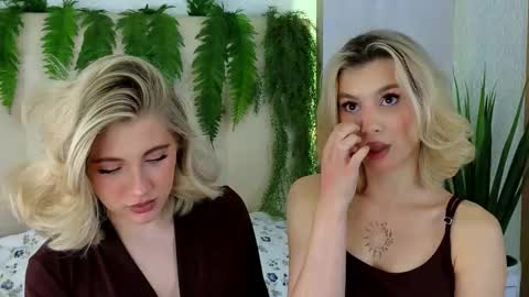 Snapshot of pinkadele chatting on September 2025 10:26:02 AM Adele online show from September 2025 10:26:02 AM