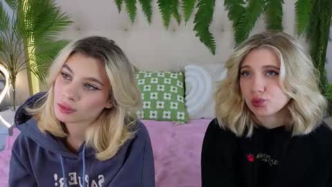 Snapshot of pinkadele chatting on October 2025 09:31:01 AM Adele online show from October 2025 09:31:01 AM