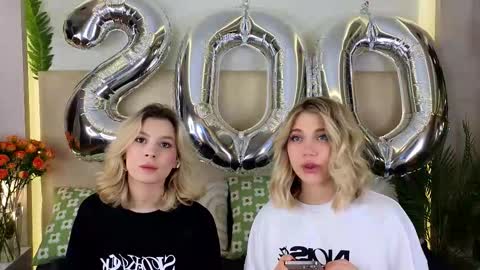 Snapshot of pinkadele chatting on November 2025 09:19:02 AM Adele online show from November 2025 09:19:02 AM