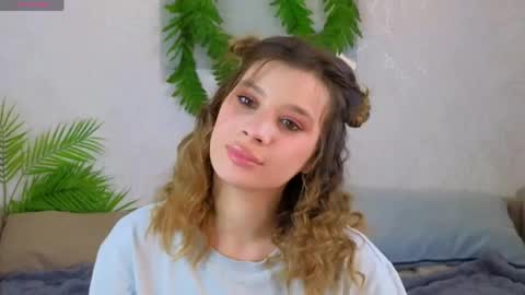 Adele online show from April 2026 09:45:01 PM