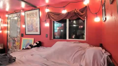 Snapshot of pinkandheated chatting on January 2025 10:11:01 AM Virginity smiles online show from January 2025 10:11:01 AM
