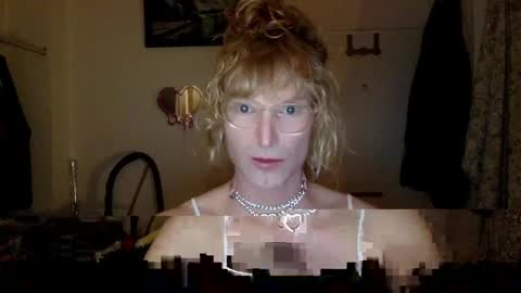 Snapshot of pinkfag chatting on February 2025 07:33:01 PM pinkfag online show from February 2025 07:33:01 PM