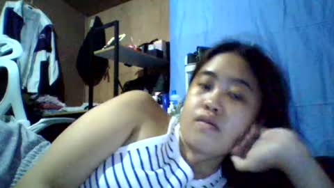 Snapshot of pinkish_shine chatting on July 2026 08:19:02 AM Hi its me shine online show from July 2026 08:19:02 AM