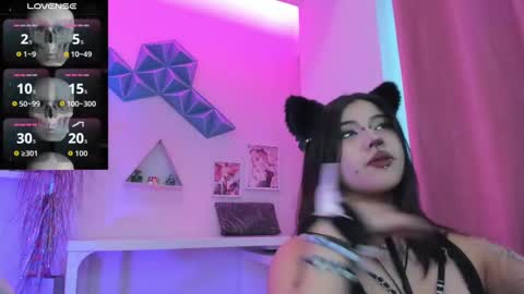 PINKK online show from September 2025 01:43:02 PM