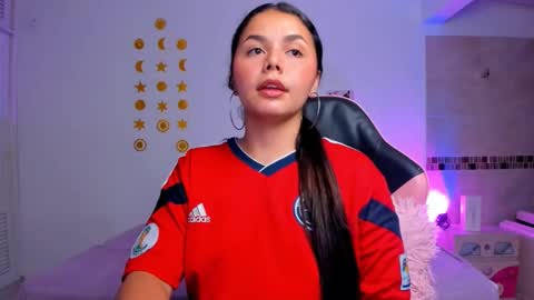 Sarah .. online show from November 2025 01:03:02 AM