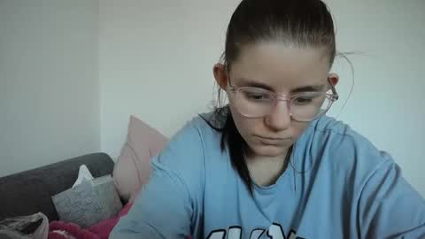 pinkwife97 online show from March 2026 12:09:01 PM