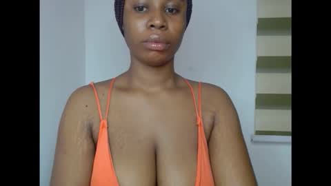 Snapshot of pinkxsugar chatting on October 2025 08:05:02 AM pinkxsugar online show from October 2025 08:05:02 AM