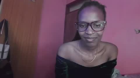 Snapshot of pinky_cockoo chatting on May 2026 05:48:01 AM pinky_cockoo online show from May 2026 05:48:01 AM