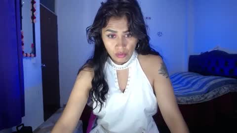 VIOLETA LOPEZ online show from February 2025 12:14:02 PM