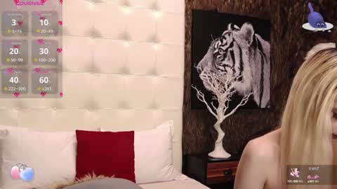 Pinky online show from January 2025 08:11:01 PM