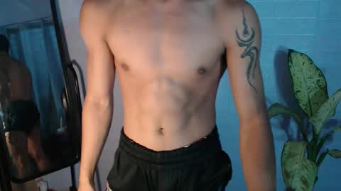 pinoy_palautogxxx online show from April 2026 09:39:33 PM