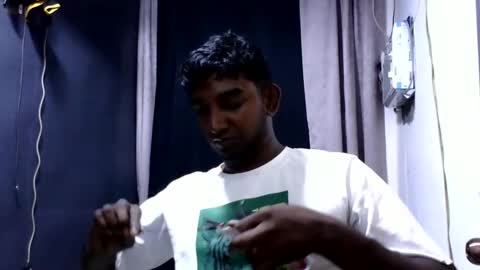 rayvienn online show from April 2026 03:49:01 PM