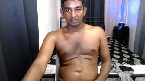 rayvienn online show from July 2026 07:22:01 AM