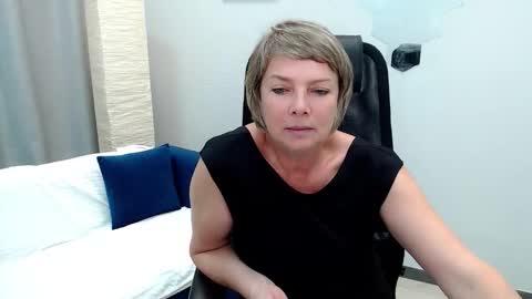 Bella online show from September 2025 04:46:02 AM