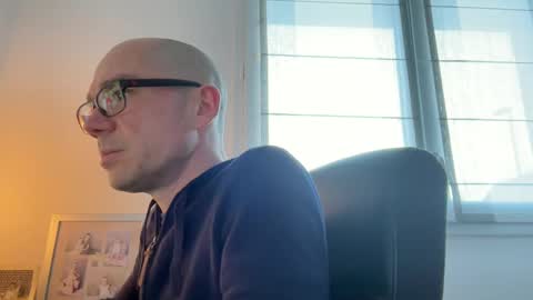 Snapshot of piouckk chatting on January 2025 12:48:01 PM piouckk online show from January 2025 12:48:01 PM