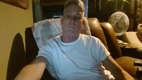 Snapshot of pirate334 chatting on December 2024 10:37:01 PM pirate334 online show from December 2024 10:37:01 PM