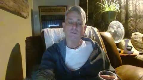 Snapshot of pirate334 chatting on January 2025 01:19:01 AM pirate334 online show from January 2025 01:19:01 AM